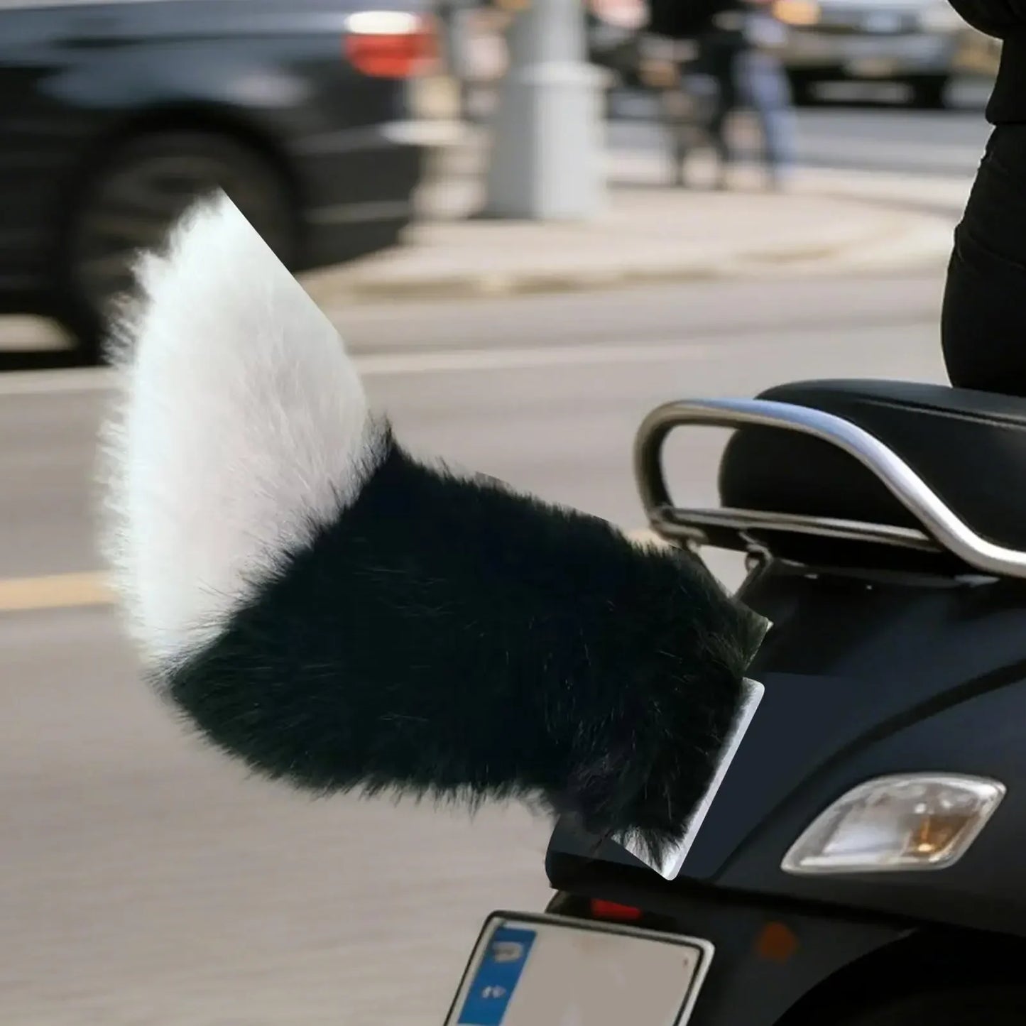 Moving Plush Fox Tail Car Decoration – Sound Activated Wiggle