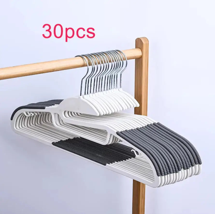 10/20/30pcs plastic coat hanger, non-slip super thin space-saving suit hanger pants hanger, sturdy and durable, with 360° hooks Peaceful Pleasures Health and Wellness B-30PCS