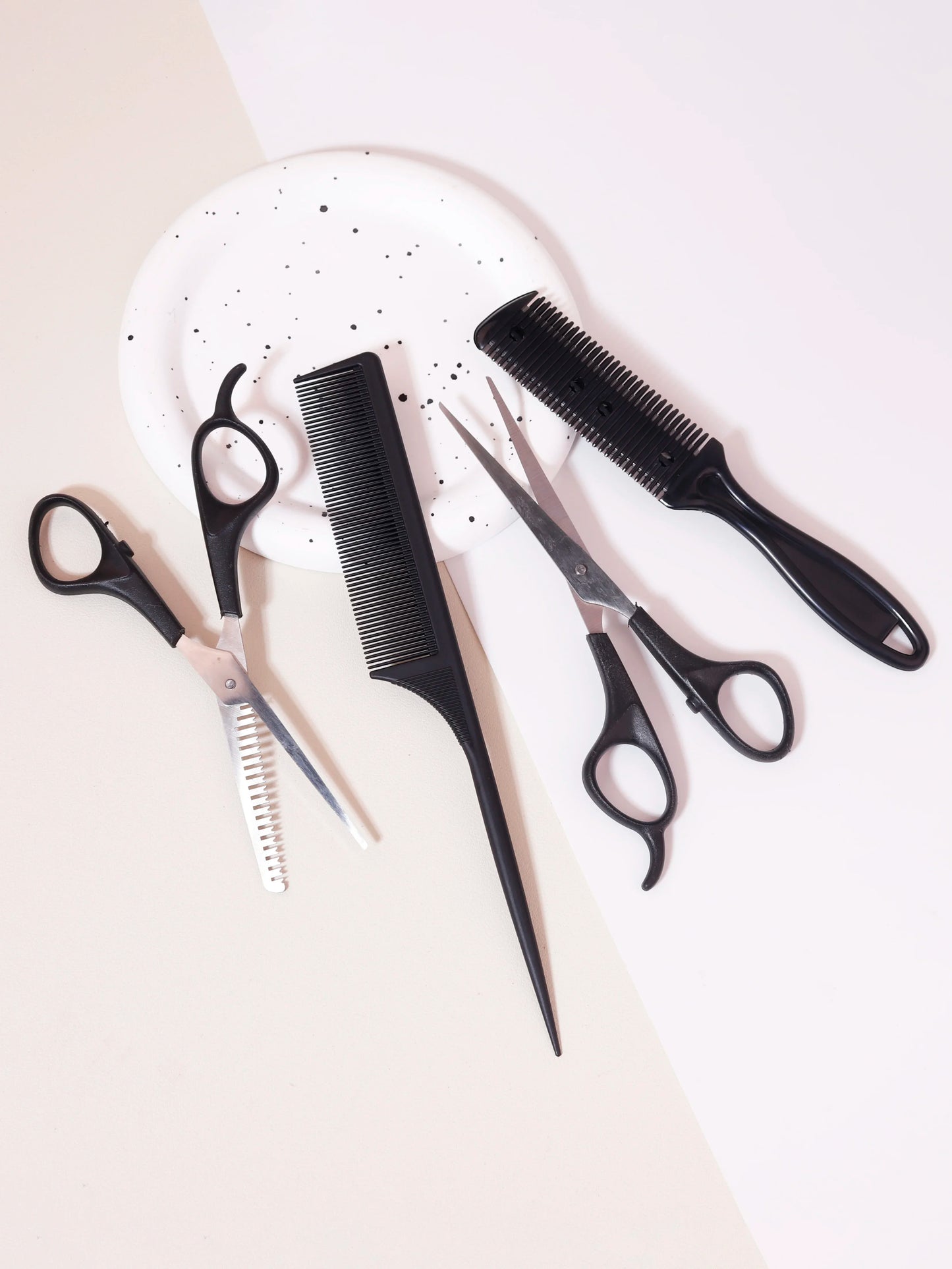 Professional Hair Cutting Tool Set – Clippers, Combs & Thinning Shears