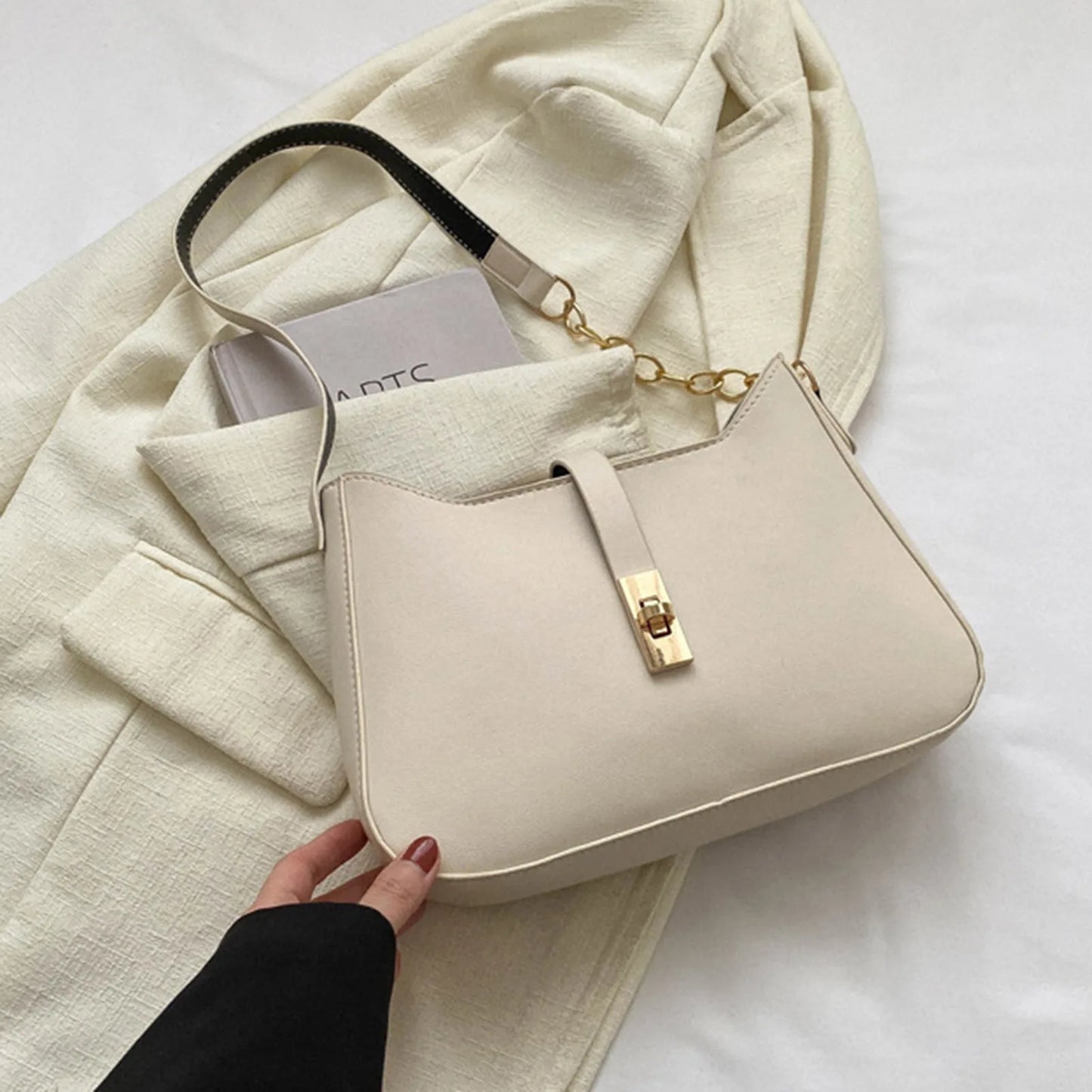 Female Vintage Shoulder Bag High-End Design Temperament Leisure Bag for Working Travel Dating Wedding Peaceful Pleasures Health and Wellness Creamy White