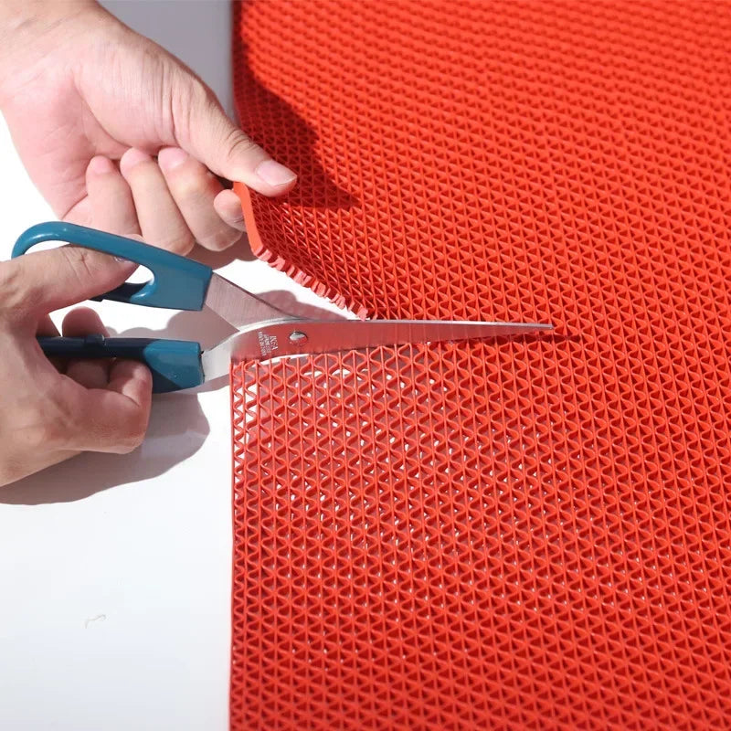 Non-Slip Hollow Drainage Floor Mat – Bath, Shower & Kitchen