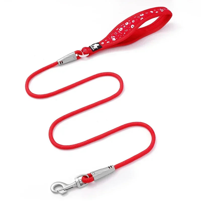 Truelove-Floral Printing Pet Leash Neoprene-Padded Handle Leash Small Medium Dog Safety Enjoyable Walking Experience TLL25761 Peaceful Pleasures Health and Wellness Poinsettia S China Mainland