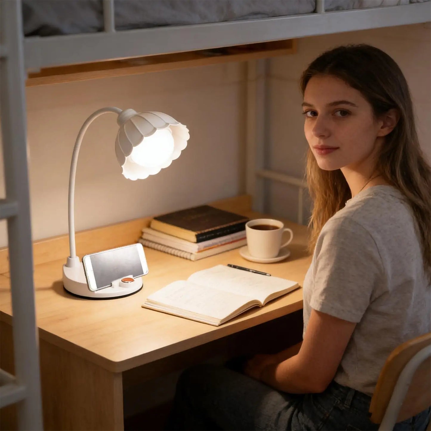 Cute Flower Desk Lamp – Rechargeable Dimmable LED Table Lamp