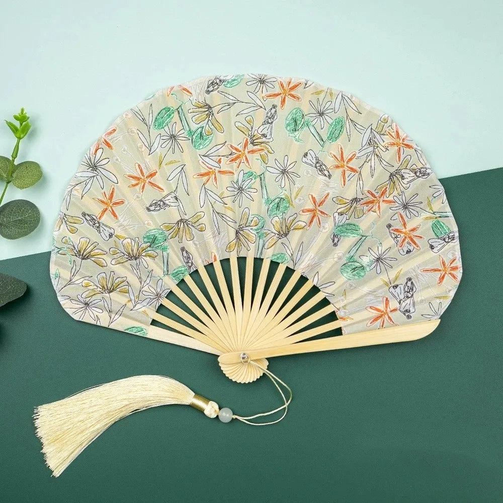 Retro Mini Shell Fan – Chinese Style Handheld Fan with Tassel