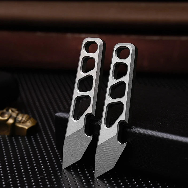 1pc Metal Mini Pry Bar Bottle Opener Keychain Pendant Multifunctional Express Delivery Tool Peaceful Pleasures Health and Wellness