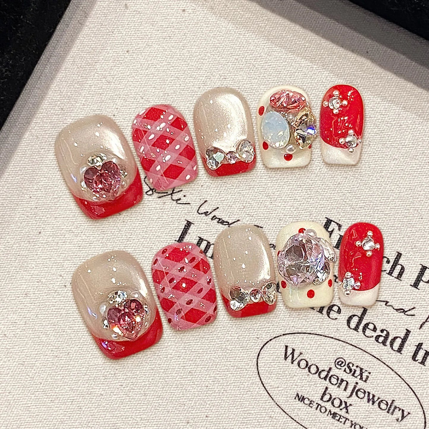 10pcs Velvet Cat's Eye Handmade Press on Nails 3D Flower Fake Nails With Green Brown Plaid Designs Wearable Ins False Nails Tips Peaceful Pleasures Health and Wellness XS