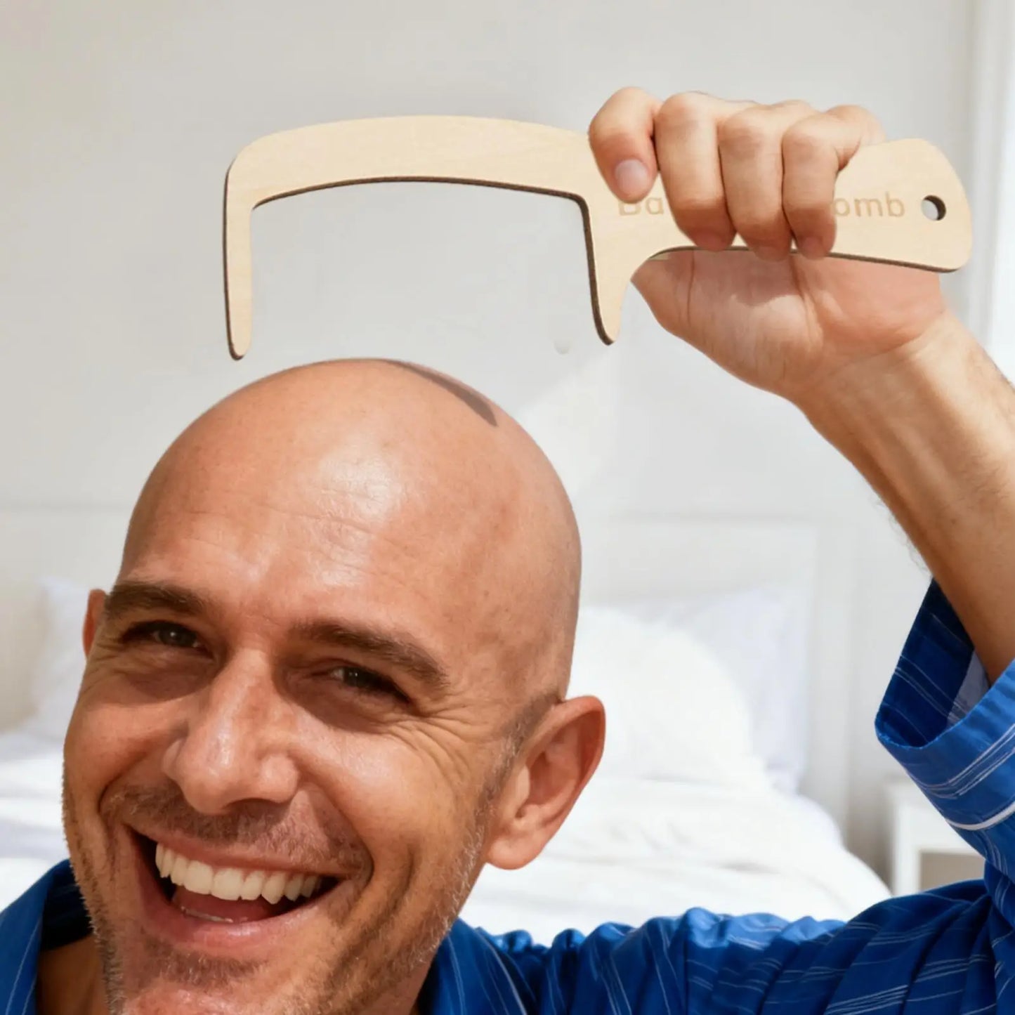 2pcs Funny Bald Man Grooming Tool Novelty Bald Man Hair Comb Hair Brush Buffer Head Polish Shiner Baldness Hairbrushes Gag Gift Peaceful Pleasures Health and Wellness