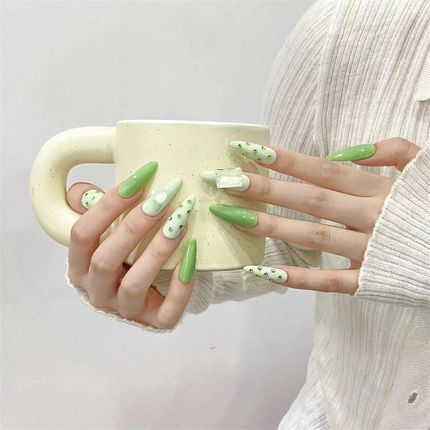 10pcs Handmade Press On Nails Summer Lime Green Cat's Eye Long Almond False Nails Flash Rhinestone Decor For Women Trendy Style Peaceful Pleasures Health and Wellness S
