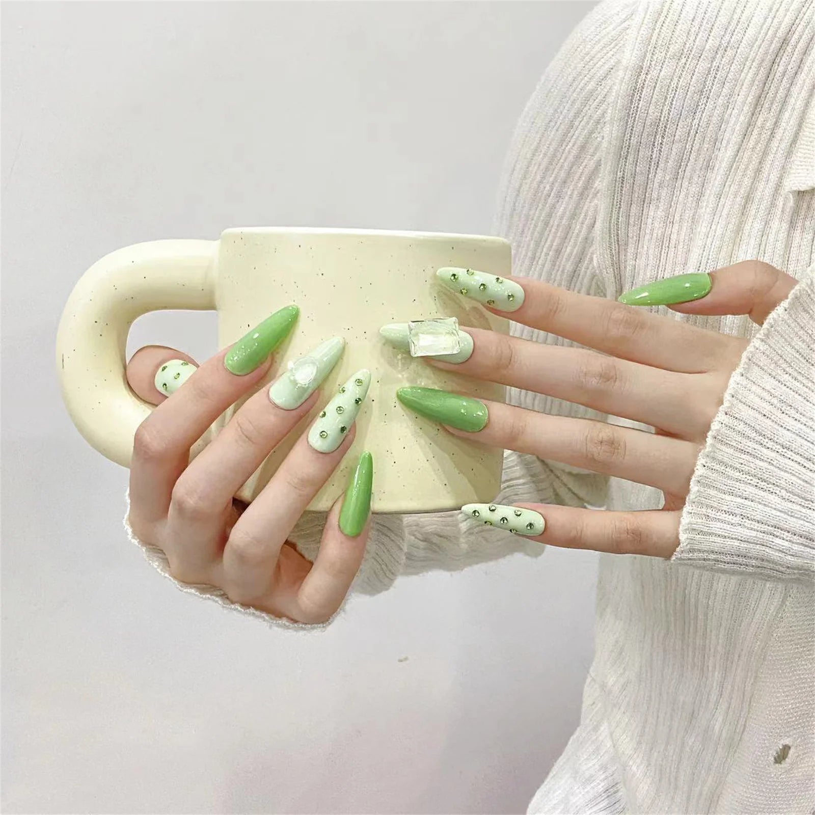 10pcs Handmade Press On Nails Summer Lime Green Cat's Eye Long Almond False Nails Flash Rhinestone Decor For Women Trendy Style Peaceful Pleasures Health and Wellness S