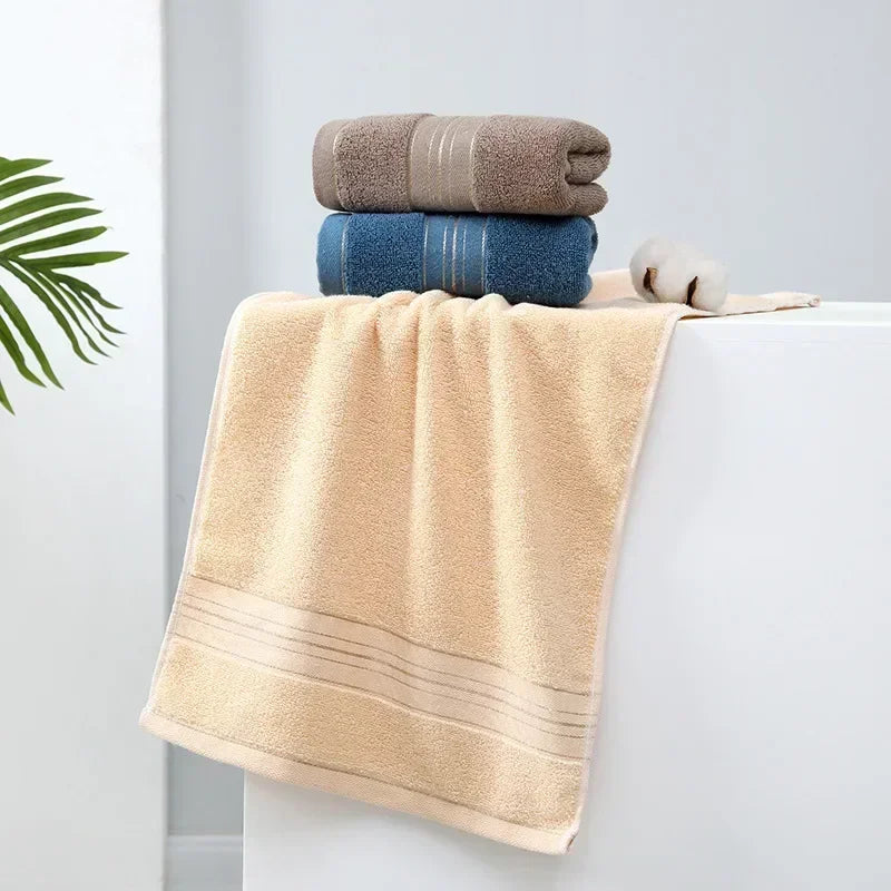 100% Cotton Absorbent Beach & Bath Towel for Adults & Kids