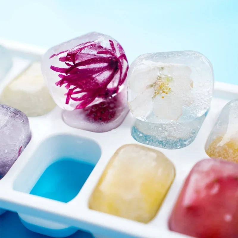 14-Grid Silicone Ice Cube Tray with Lid | Square Ice Mold
