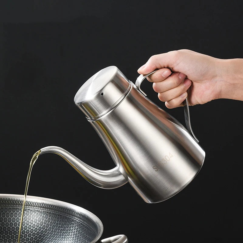 304 Stainless Steel Oil Pot Kitchen Oil Bottle Oil Tank Pot Household Edible Oil Pot Large Oil Tank Oil Pot Pouring Oil Bottle Peaceful Pleasures Health and Wellness