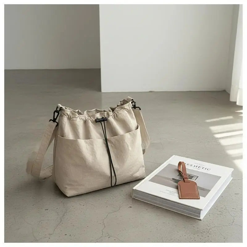 Large Capacity Women's Shoulder Bag – Lightweight Minimalist Tote