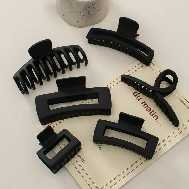 Women Elegant Black Geometric Plastic Hair Claw Lady Sweet Long