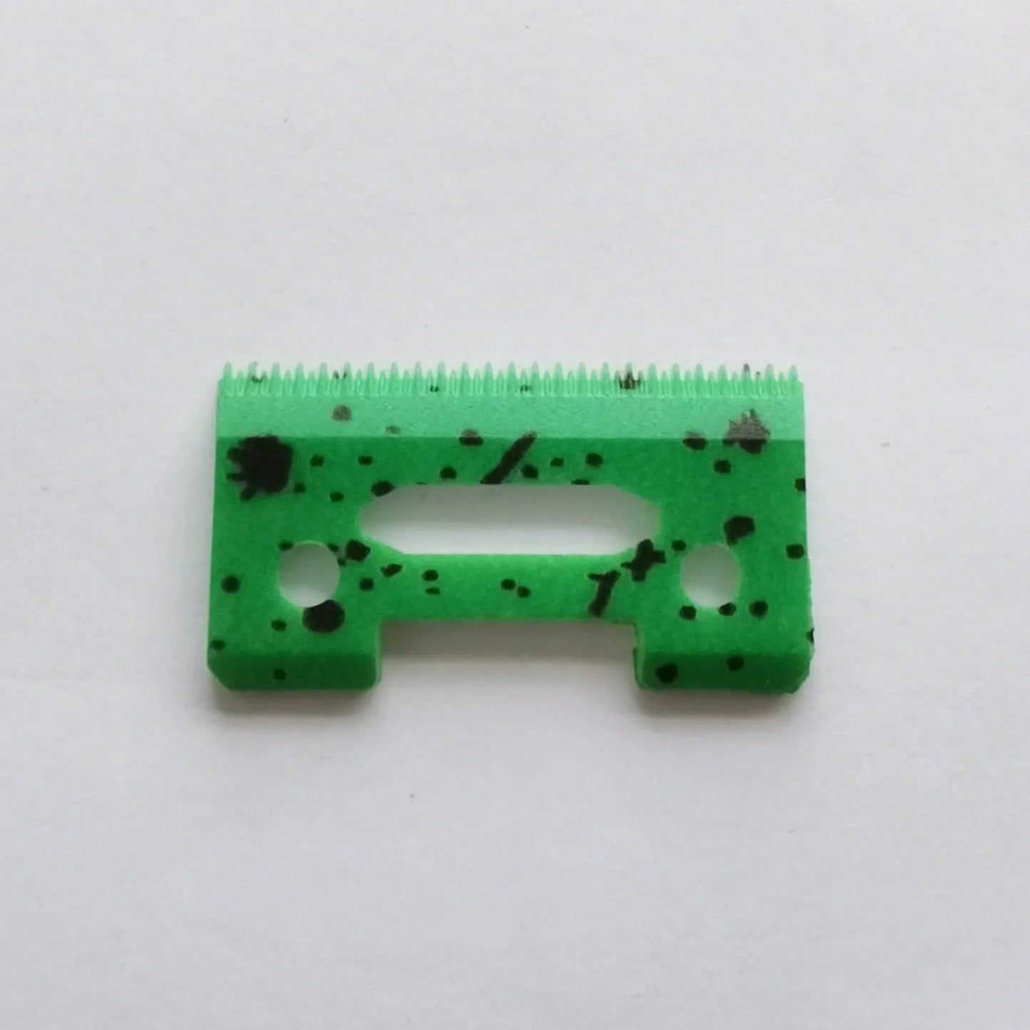 Ceramic Clipper Blades – Zirconia Replacement Barber Blades