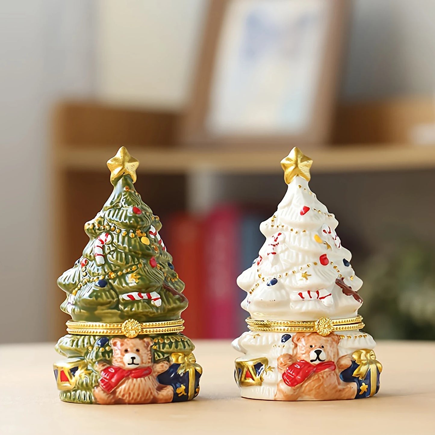 Christmas Tree Jewelry Trinket Box Fine Craftsmanship Creative Treasure Case Candy Box Suitable for Holiday Parties Desk Peaceful Pleasures Health and Wellness