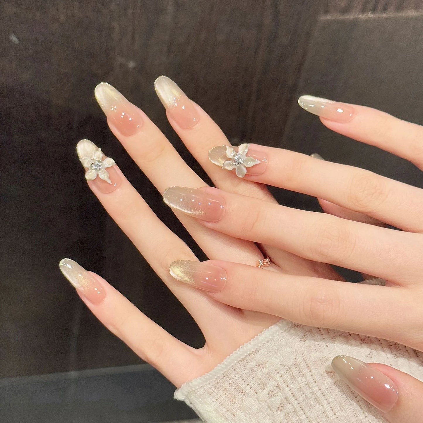 Oval Nude Gradient Press On Nails | Cat Eye Gold Edge 3D Set