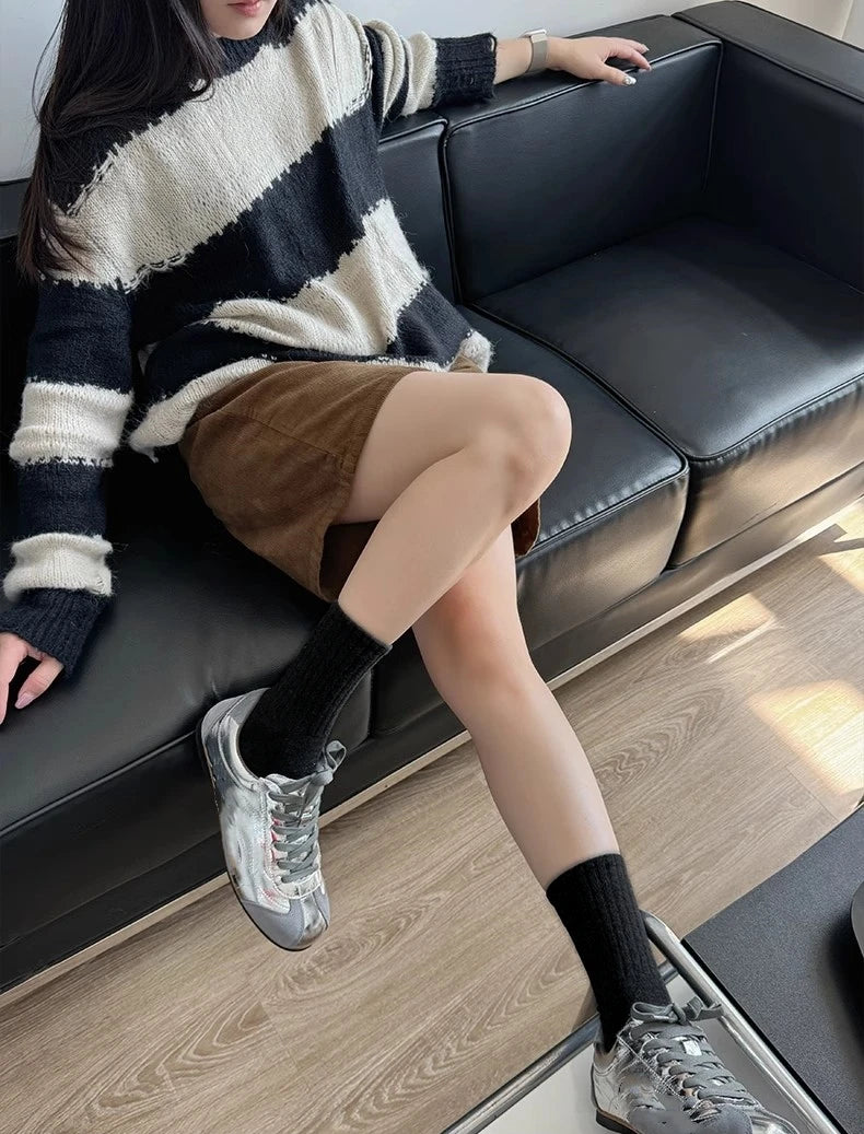 8/4 Pairs of Fashionable Classic Women's Mid-Calf Socks, Black and White Sports Socks, Suitable for Both Men and Women, Large Size Women's Socks: Size 36-43, Soft and Breathable for Spring, Summer, and Autumn, Simple Style, S Peaceful Pleasures Health and Wellness