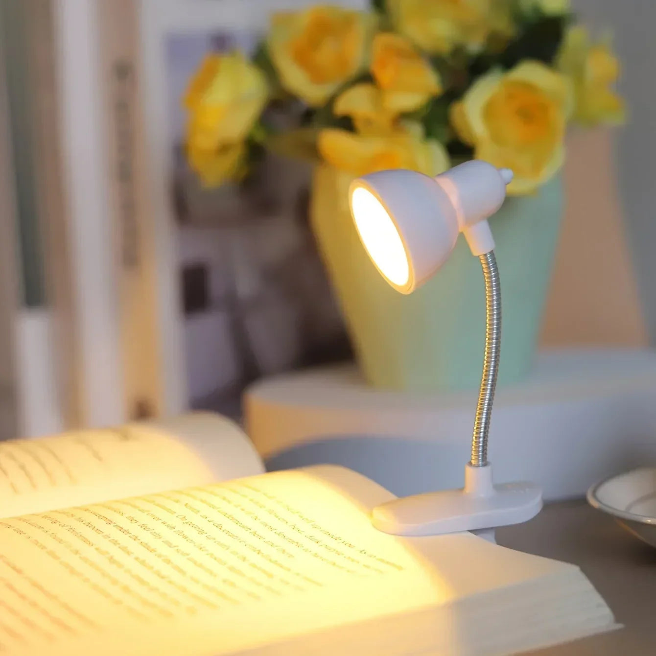 Portable Clip-On Reading Light | Battery Powered Book Lamp