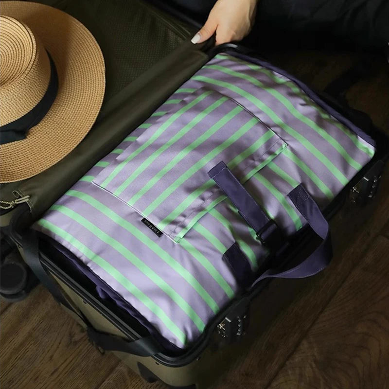 Hanging Packing Cube – Foldable Waterproof Travel Organizer