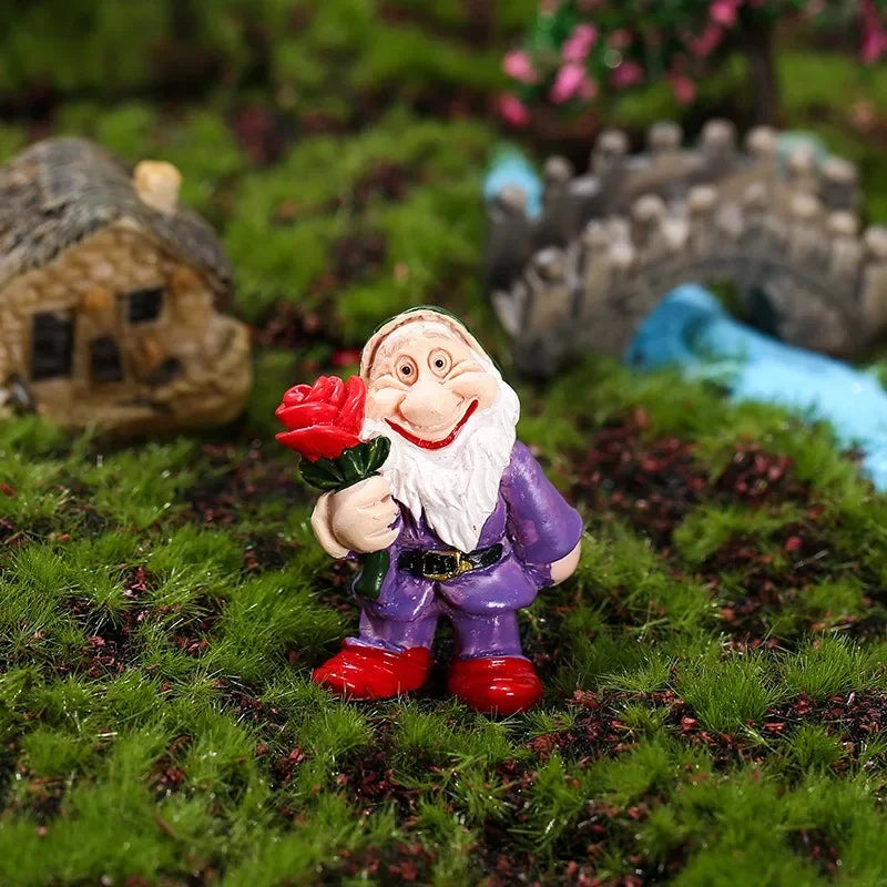Funny Peeing Elf Resin Figurine | Garden Gnome Ornament
