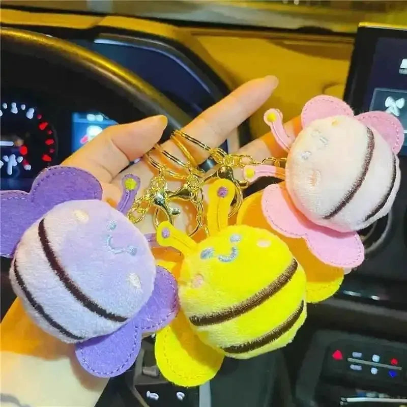 Cute Plush Bee Keychain – Soft Cartoon Bag Charm & Gift
