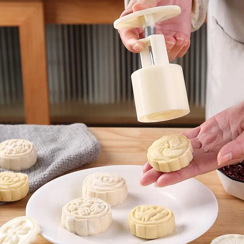 DIY Mooncake Mold Set – 8 Interchangeable Stamps Hand Press