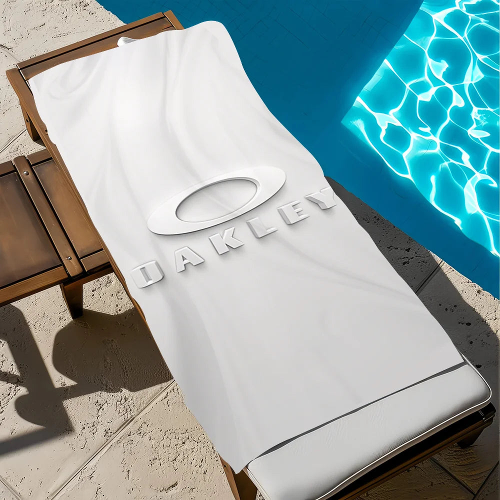 Quick Dry Beach Towel – Soft Microfiber Pool & Travel Towel