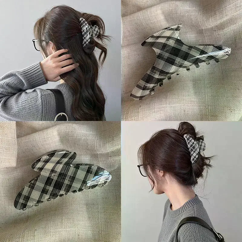 Classic Plaid Hair Claw Clip – Strong Hold for Women & Girls