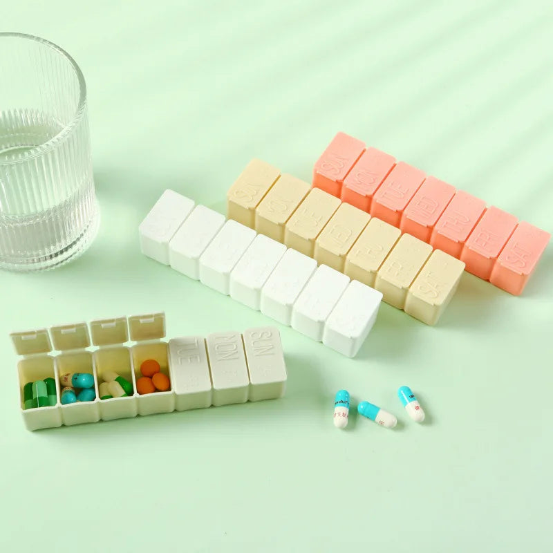 Weekly Pill Organizer – 7-Day Travel Tablet Dispenser Case