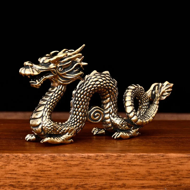 Bronze Chinese Zodiac Dragon Ornaments Creative Home Office Tea Pet Decorations Lucky Dragon Playing Ball Copper Art Crafts Peaceful Pleasures Health and Wellness
