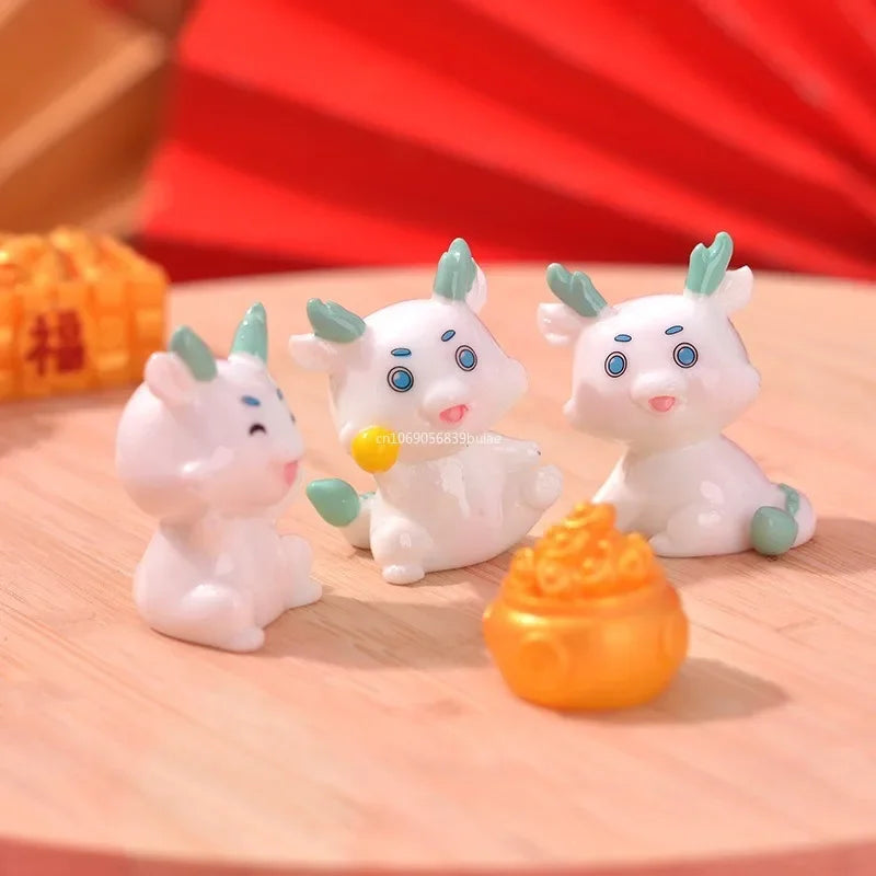 1Pcs Cartoon Cute Resin Dragon Micro Landscape Fairy Garden Micro Landschaft Pot Garden Miniatures 2025 Chinese New Year Gifts Peaceful Pleasures Health and Wellness