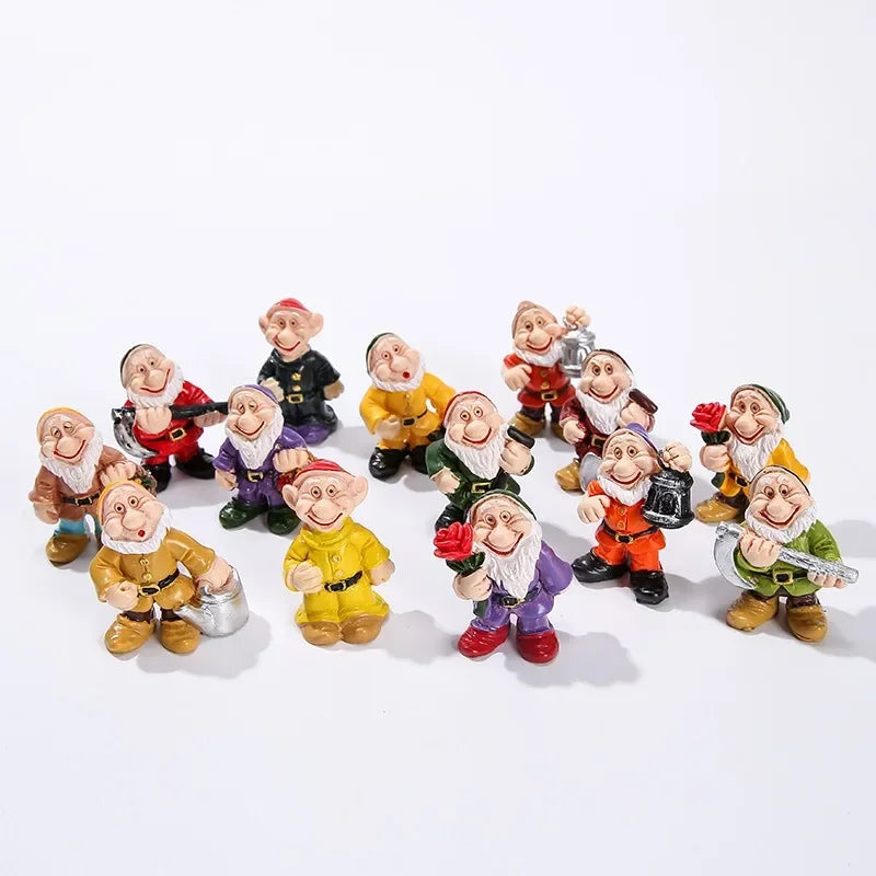 Funny Peeing Elf Resin Figurine | Garden Gnome Ornament