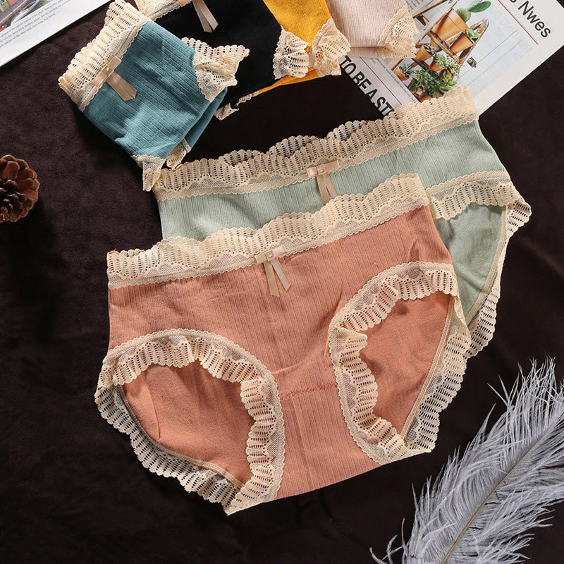Women's Lace Seamless Briefs | Cotton Crotch Mid-Waist Panties