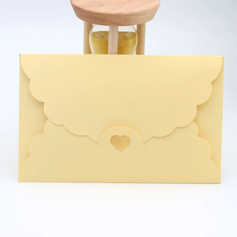(20 Pieces/Lot) 11*17.5cm Paper Envelope Pearl Kraft Paper Gilding Love Envelope Bank Card VIP Membership Card Package Envelope Peaceful Pleasures Health and Wellness Yellow