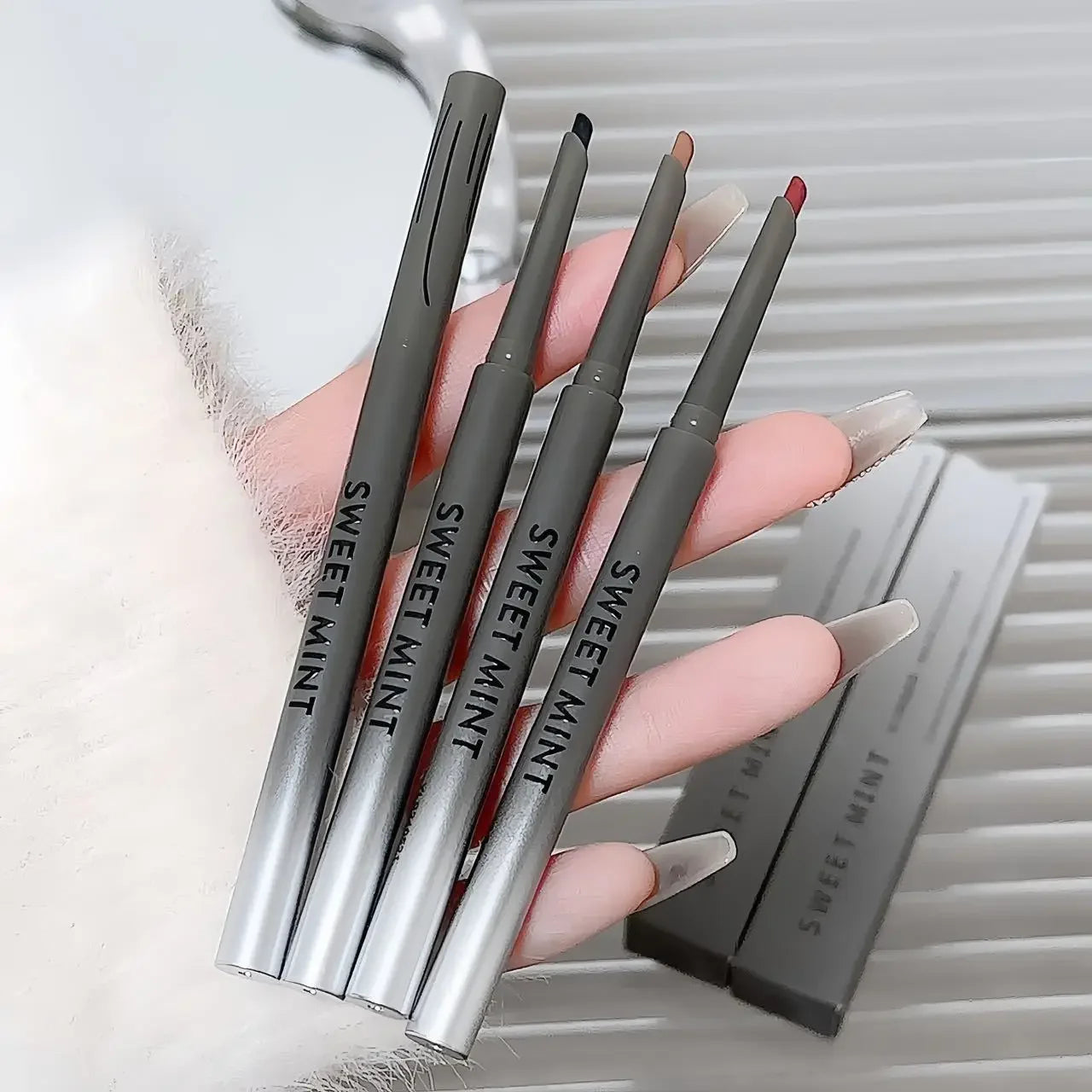Wine Red Matte Eyeliner Pencil – Waterproof, Long-Lasting