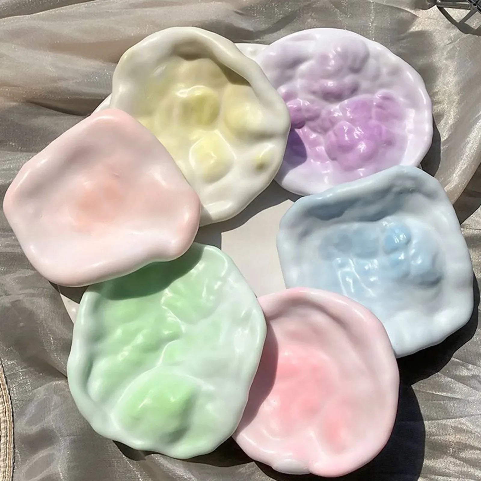 Squishy Super Soft Feel Table Toys Ultra-Thin Ice Skin Stress Relieving Toy Stress Reliever Sticky Handmade Ball Mini Gifts Peaceful Pleasures Health and Wellness