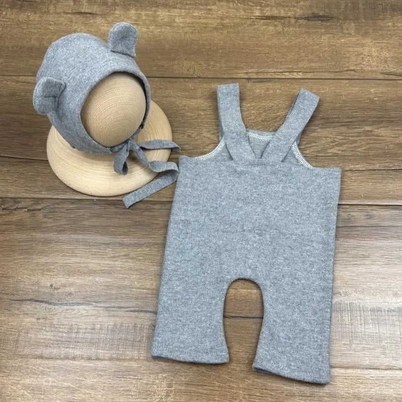 Newborn Baby Photography Costume – Bear Hat & Overalls 0-1M