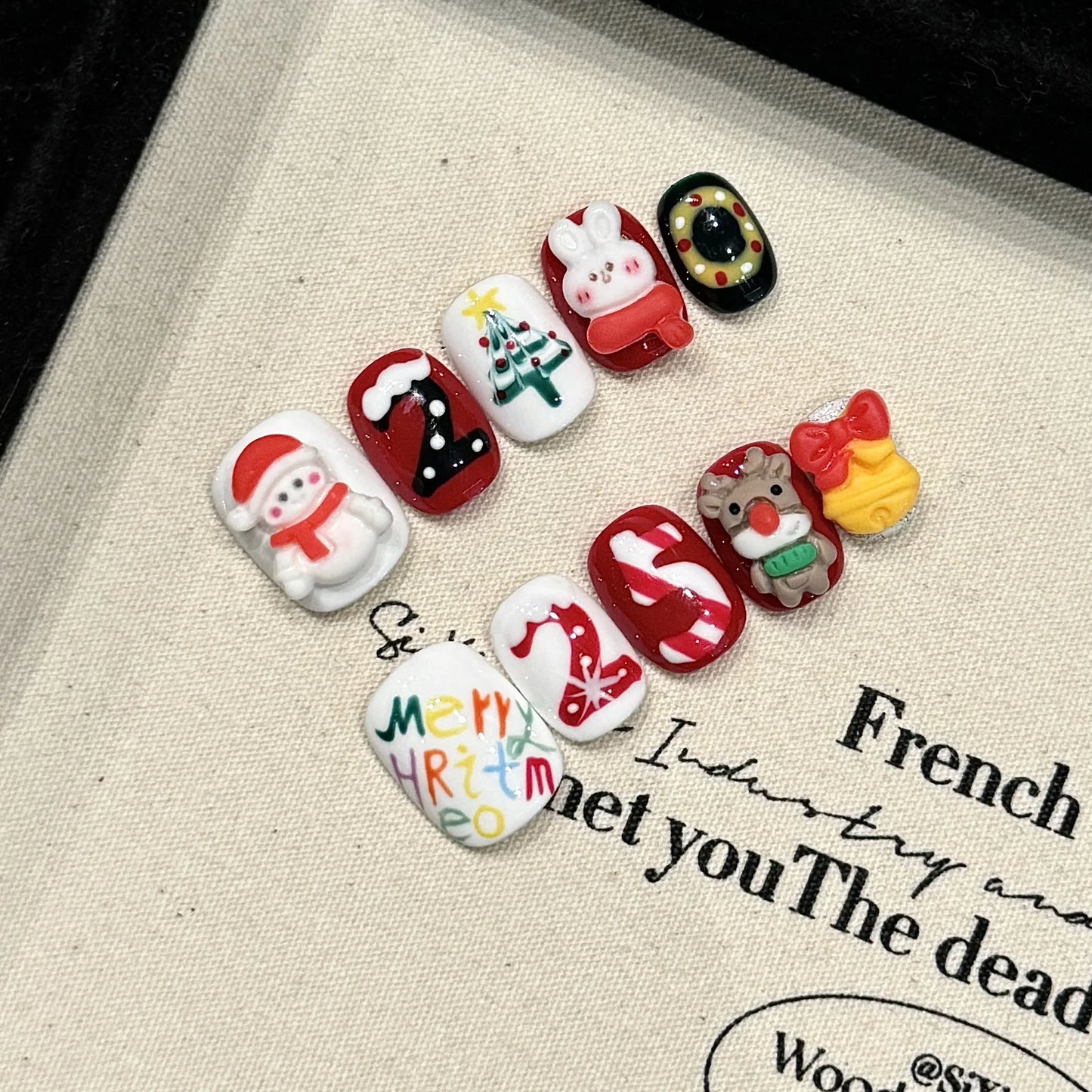 Christmas Press-On Nails | Bow & Deer Short Red Design – 10pcs