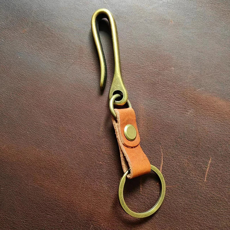 Vintage Cowhide Leather Keychain – U-Shape Belt Hook | Men's Gift