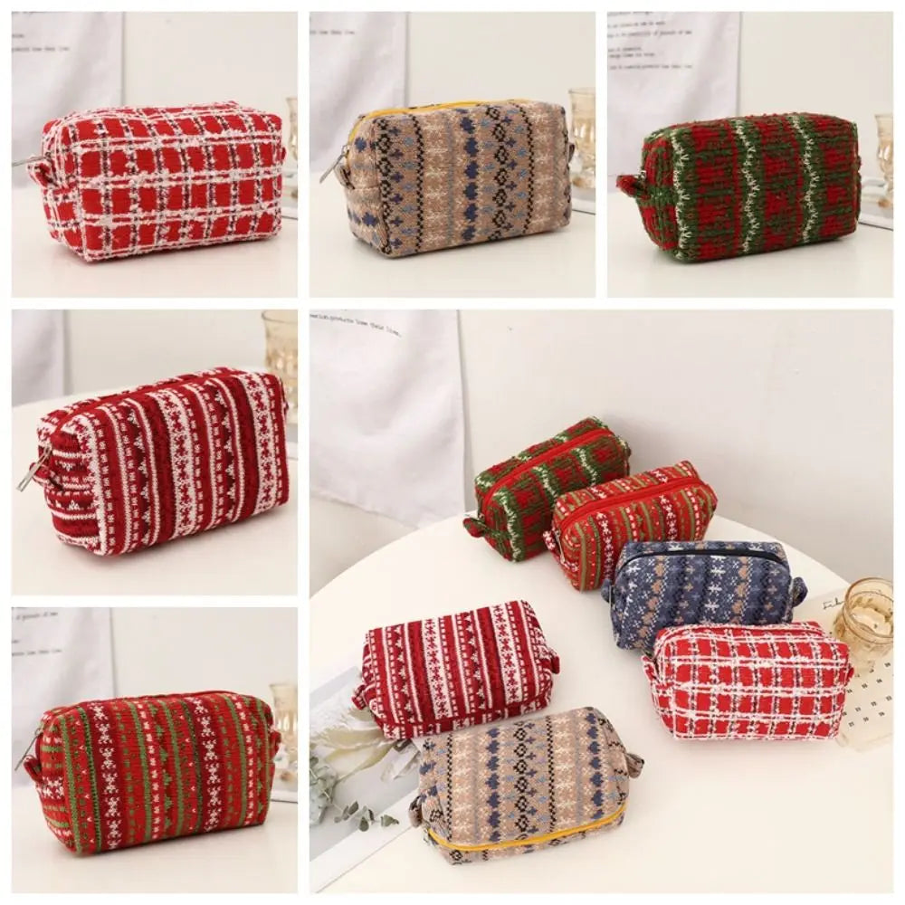 Knitted Fabric Christmas Cosmetics Storage Bag Dirt-proof Girl Heart Christmas Pencil Case Large Capacity Kawaii Peaceful Pleasures Health and Wellness
