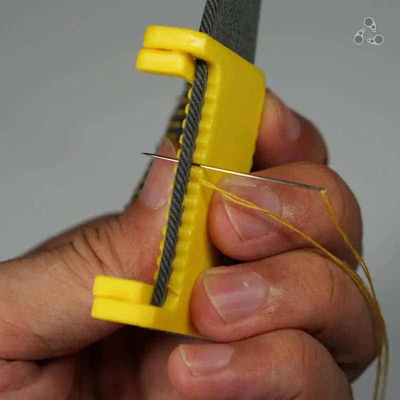 Clip-On Seam Guide & Needle Gauge for Sewing – 2-Pack