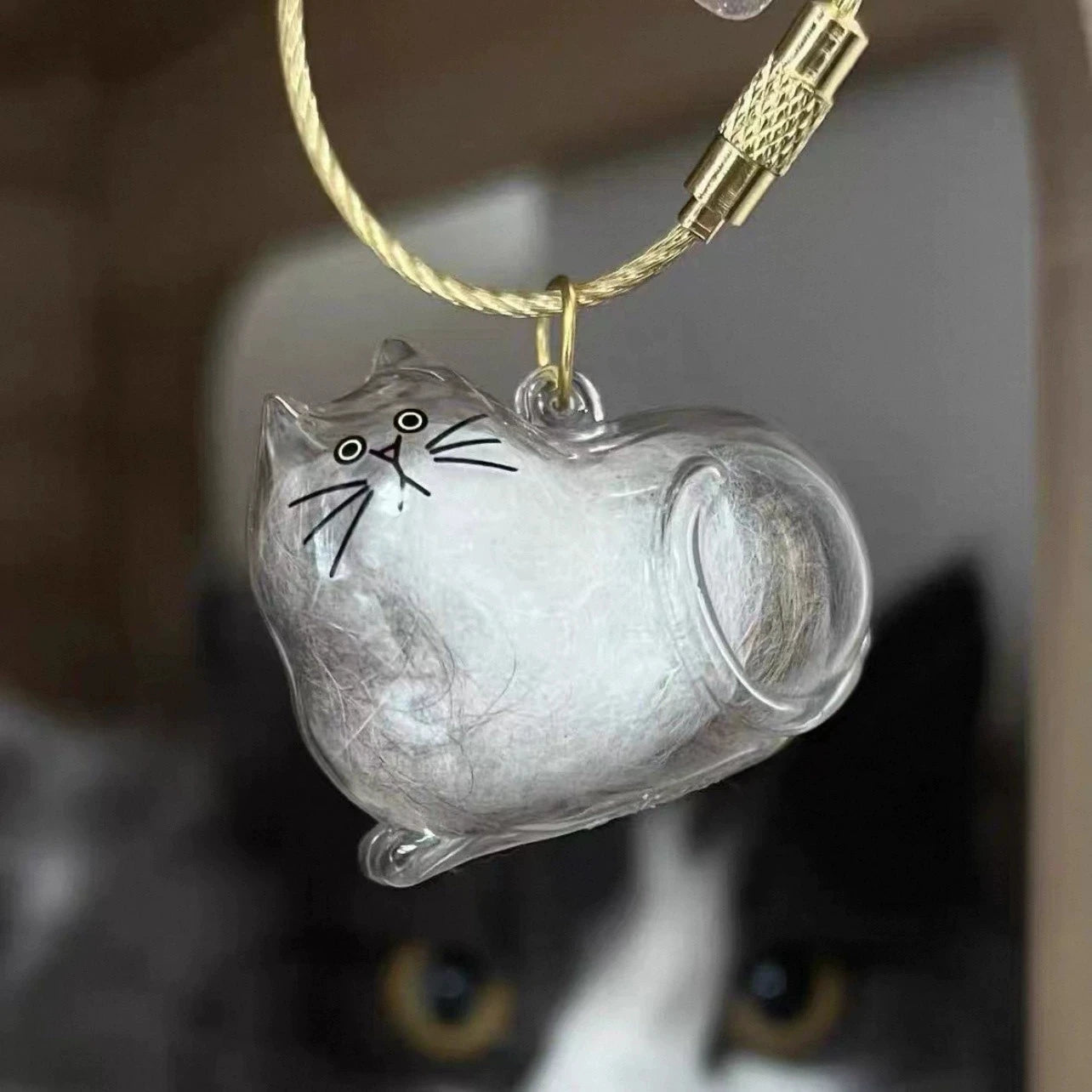 Cat Keychain Pendant & Hair Storage Box | Cute Pet Travel Accessory