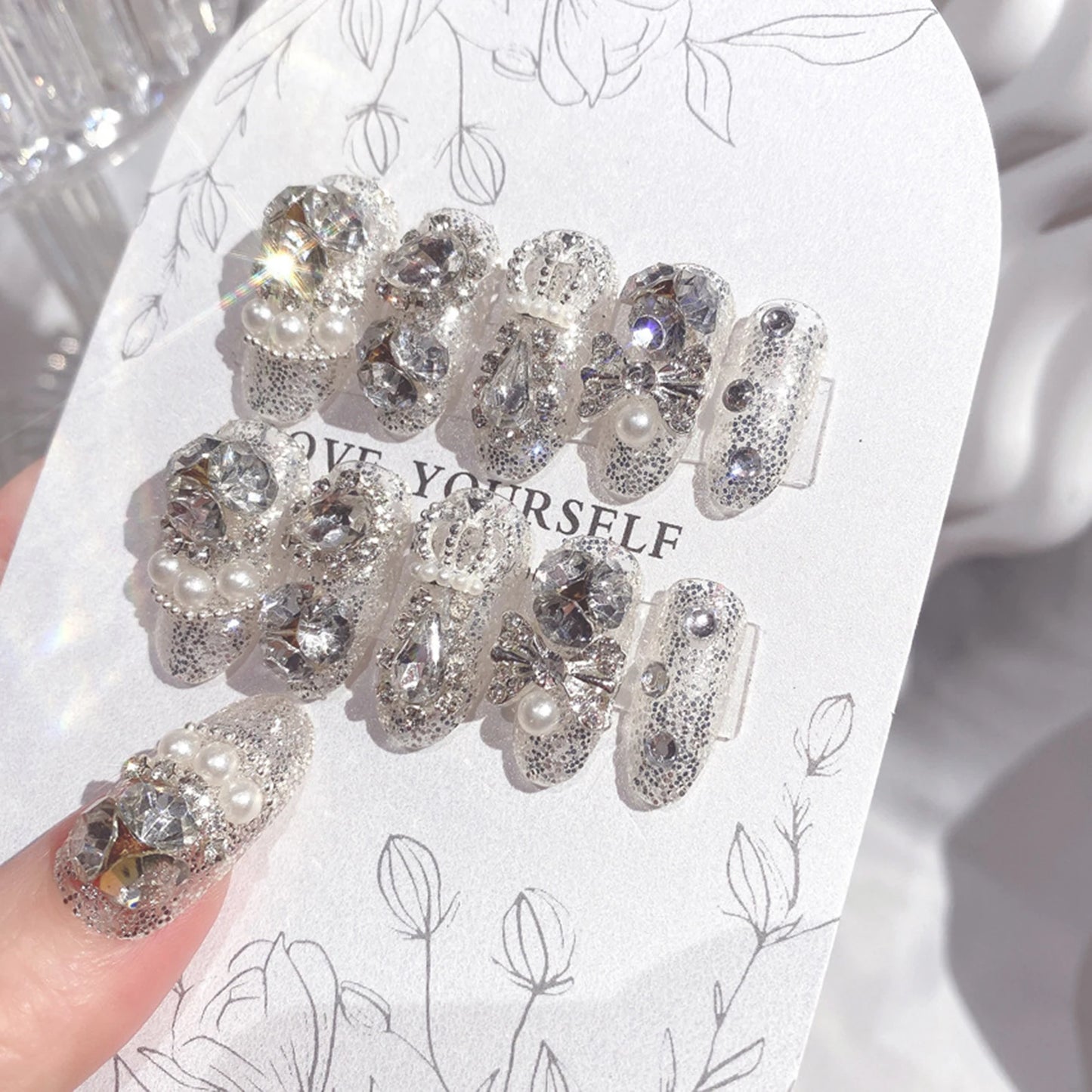 24pc Rhinestone Pearl Press-On Nails | 3D Crown Bridal Set