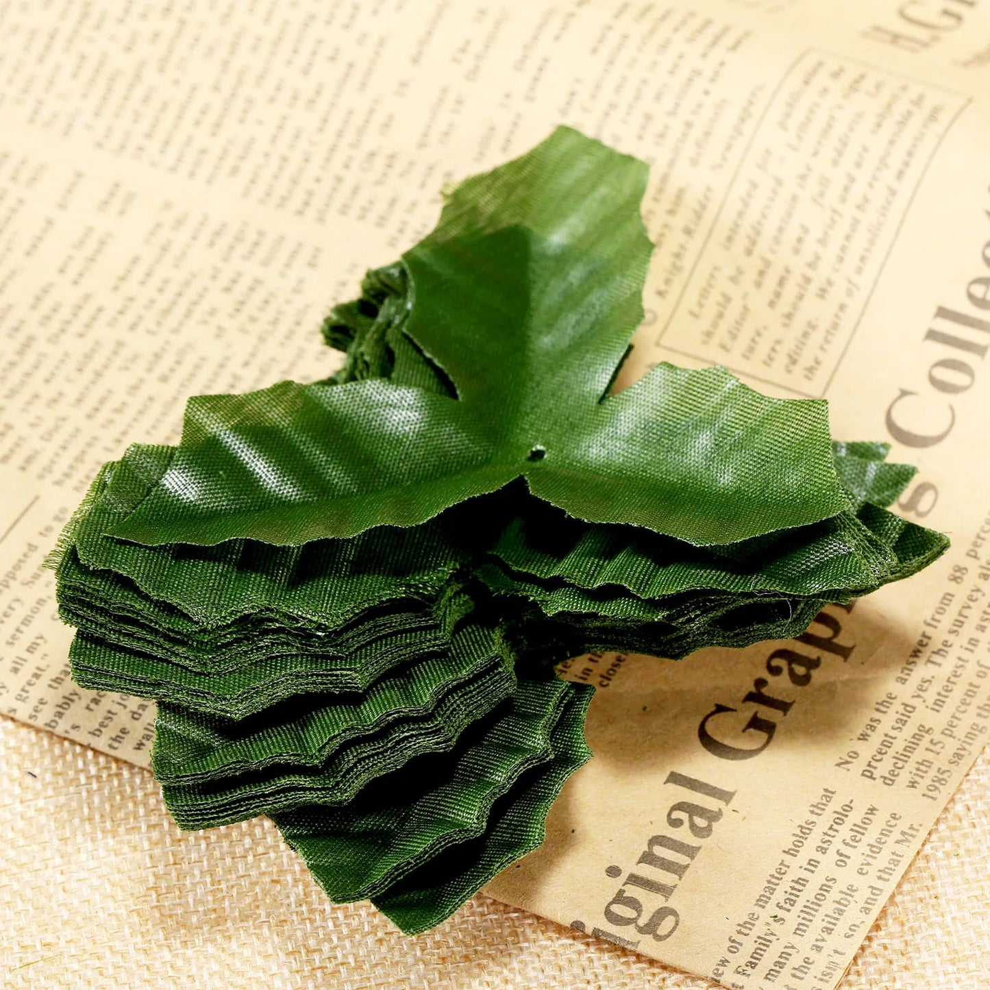 50-Pack Silk Artificial Rose Leaves – Green & Gold Wedding Decor