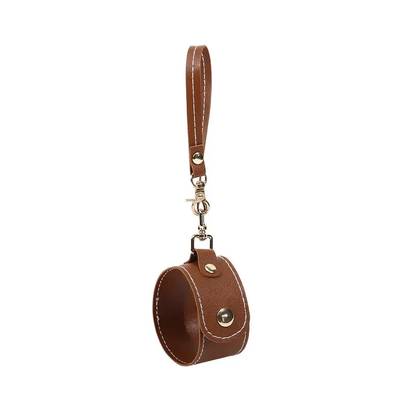 Creative Storage Clip Leather Portable Travel Towel Glove Hat Keeper Clip Multifunctional Hang Bag Decor Accessories Peaceful Pleasures Health and Wellness Brown
