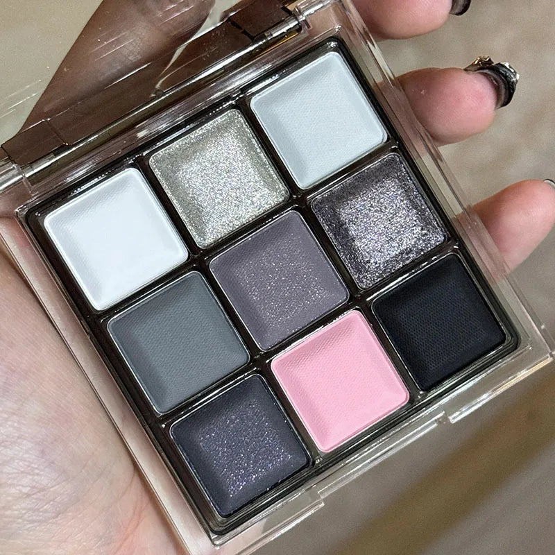 9-Color Smoky Eye Shadow Palette – Matte & Shimmer