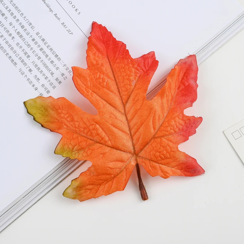 Artificial Silk Maple Leaves 10/20pcs – Autumn Wedding & Home Decor