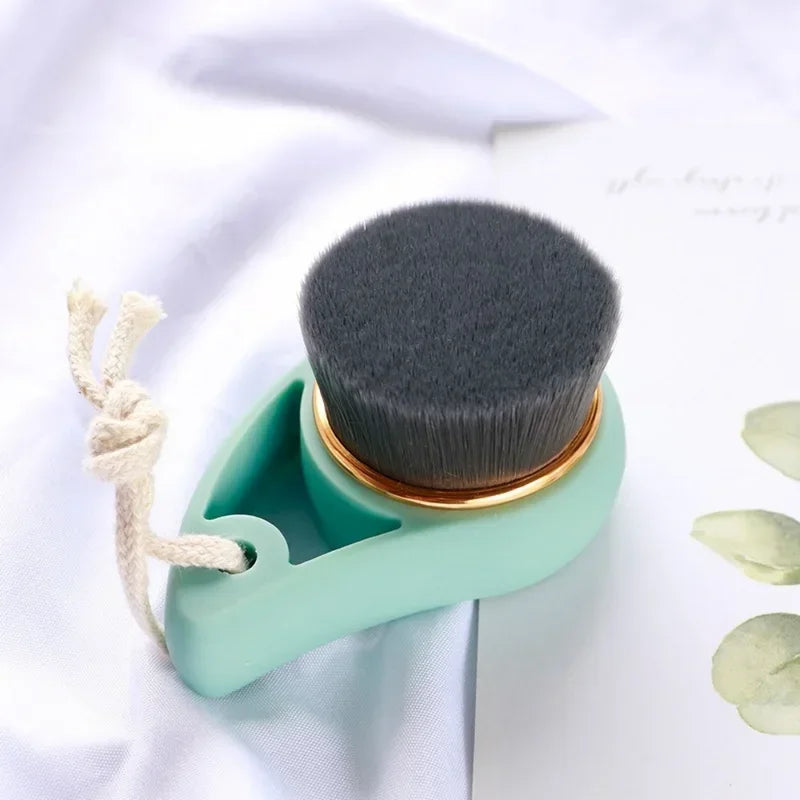 Manual Facial Cleansing Brush – Soft Face Scrub & Pore Cleanser