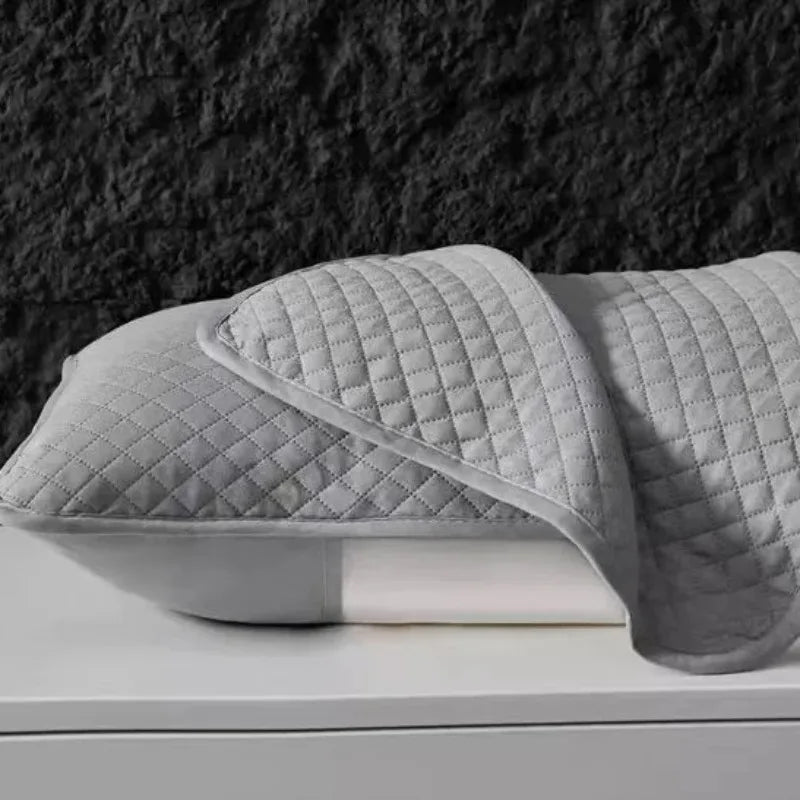 Waterproof Pillow Protector Cover – Anti-Mite & Sweatproof